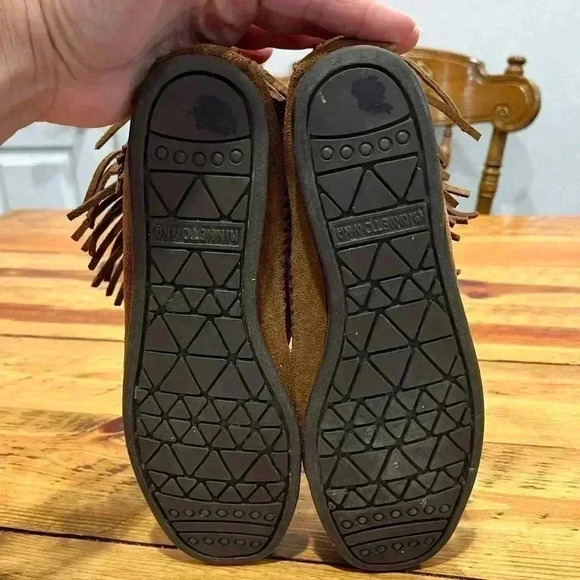 Minnetonka High Top Back Zip Boot Brown Suede womens - Picture 8 of 9